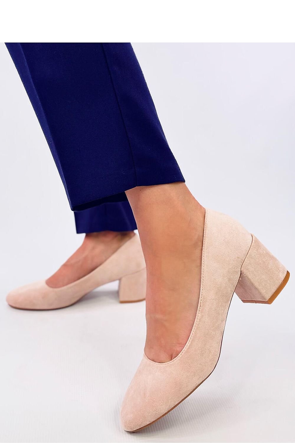  Block heel pumps model 200696 Inello 