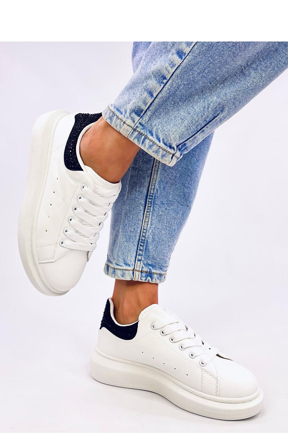  Sport Shoes model 200699 Inello 