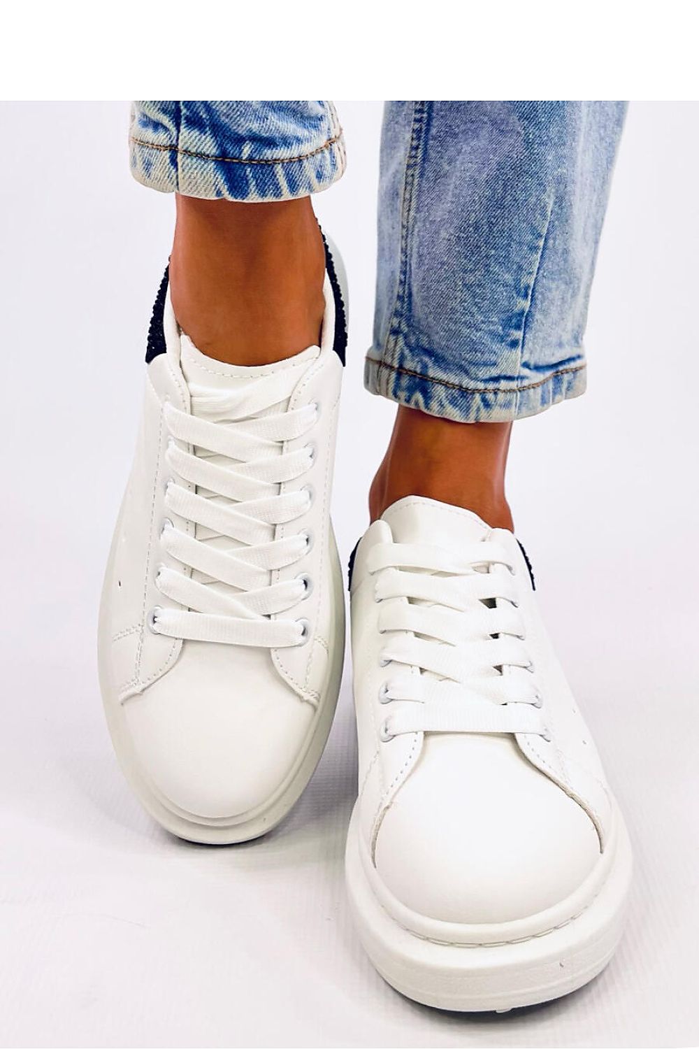  Sport Shoes model 200699 Inello 