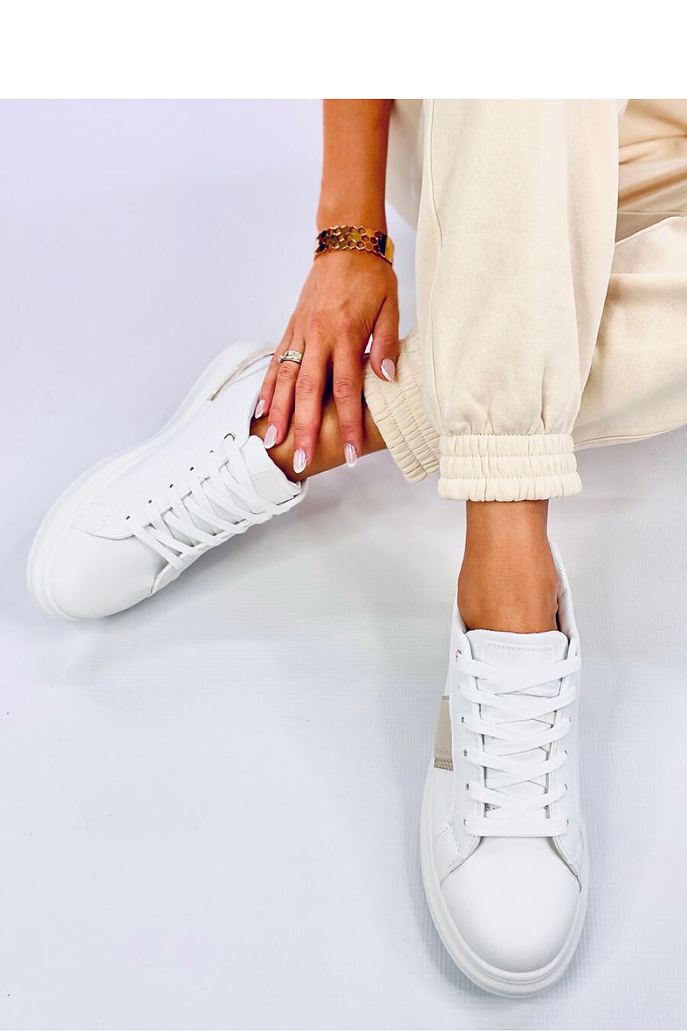  Sport Shoes model 200728 Inello 