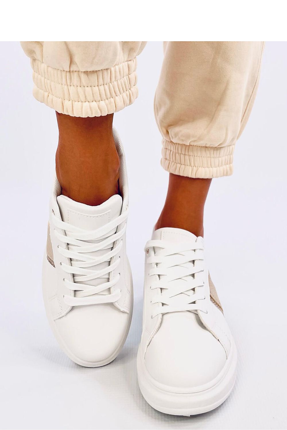  Sport Shoes model 200728 Inello 