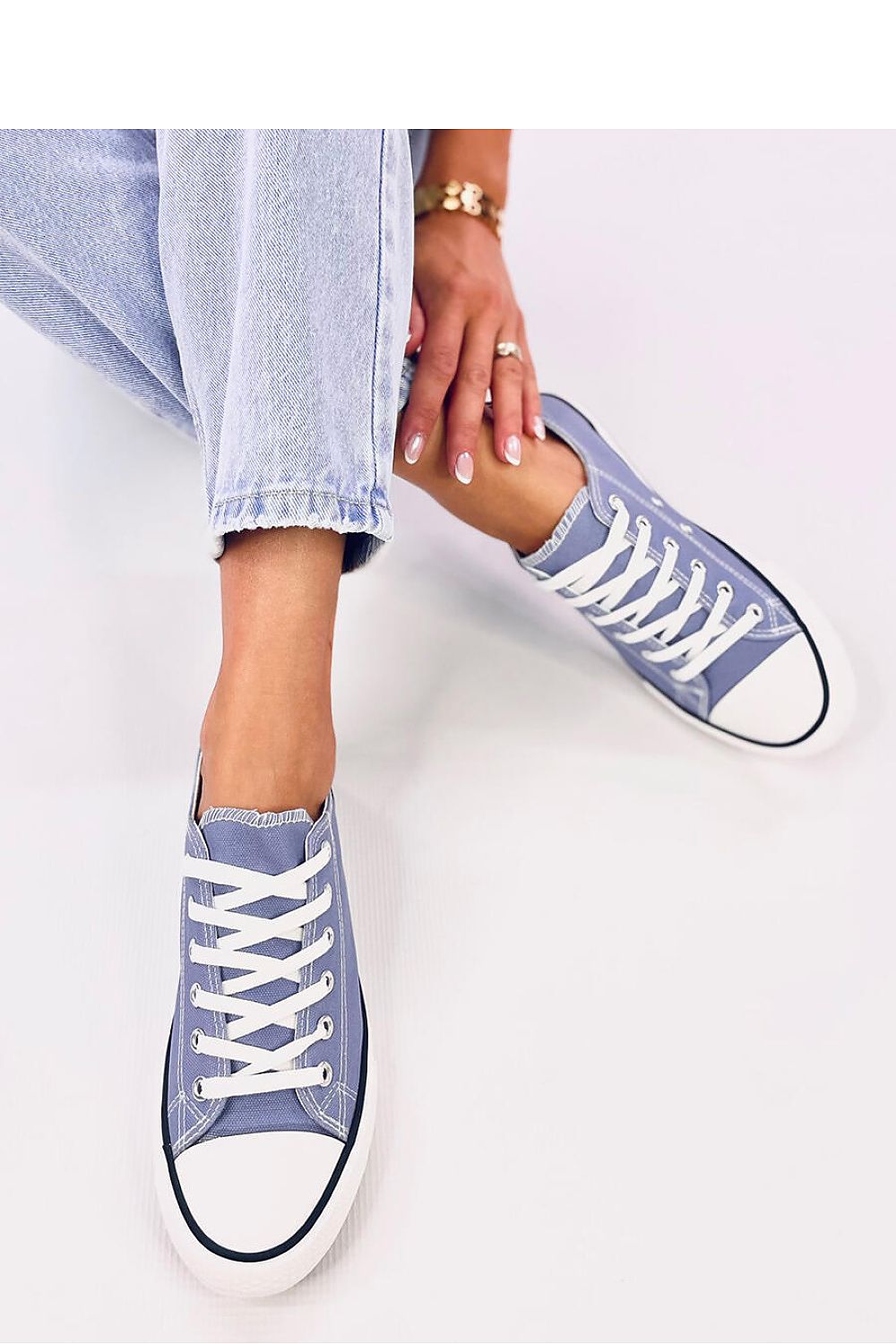  Sneakers model 200771 Inello 