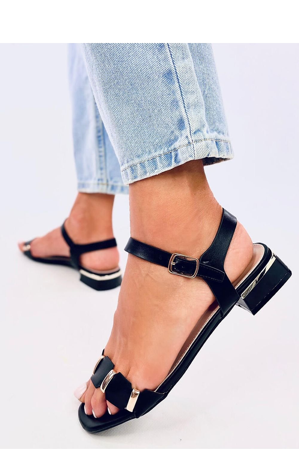  Sandals model 200784 Inello 