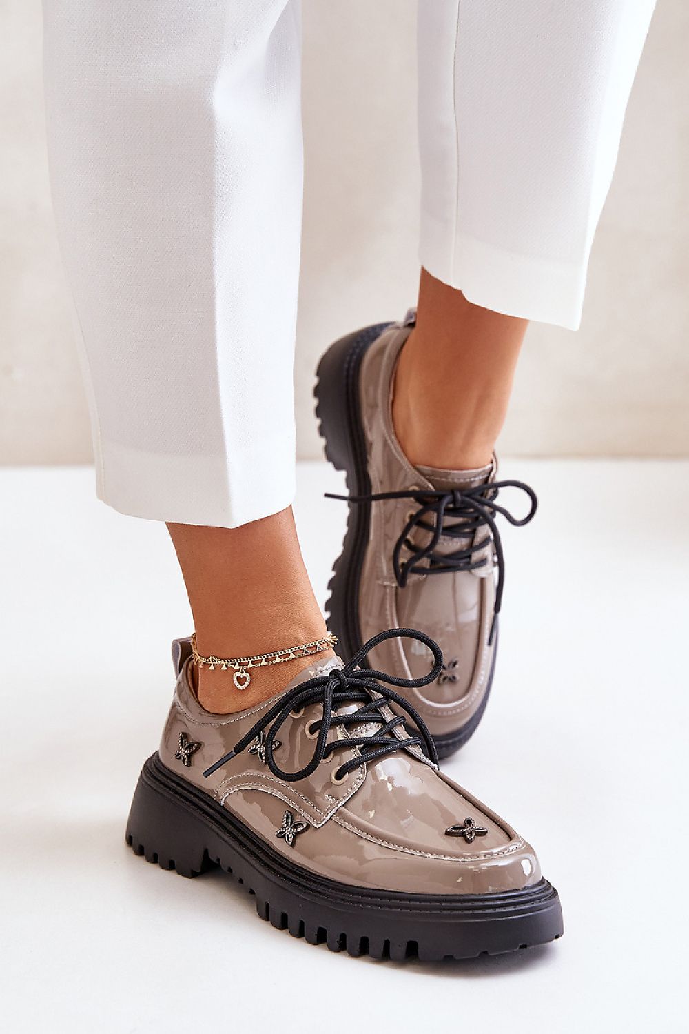  Low Shoes model 201135 Step in style 