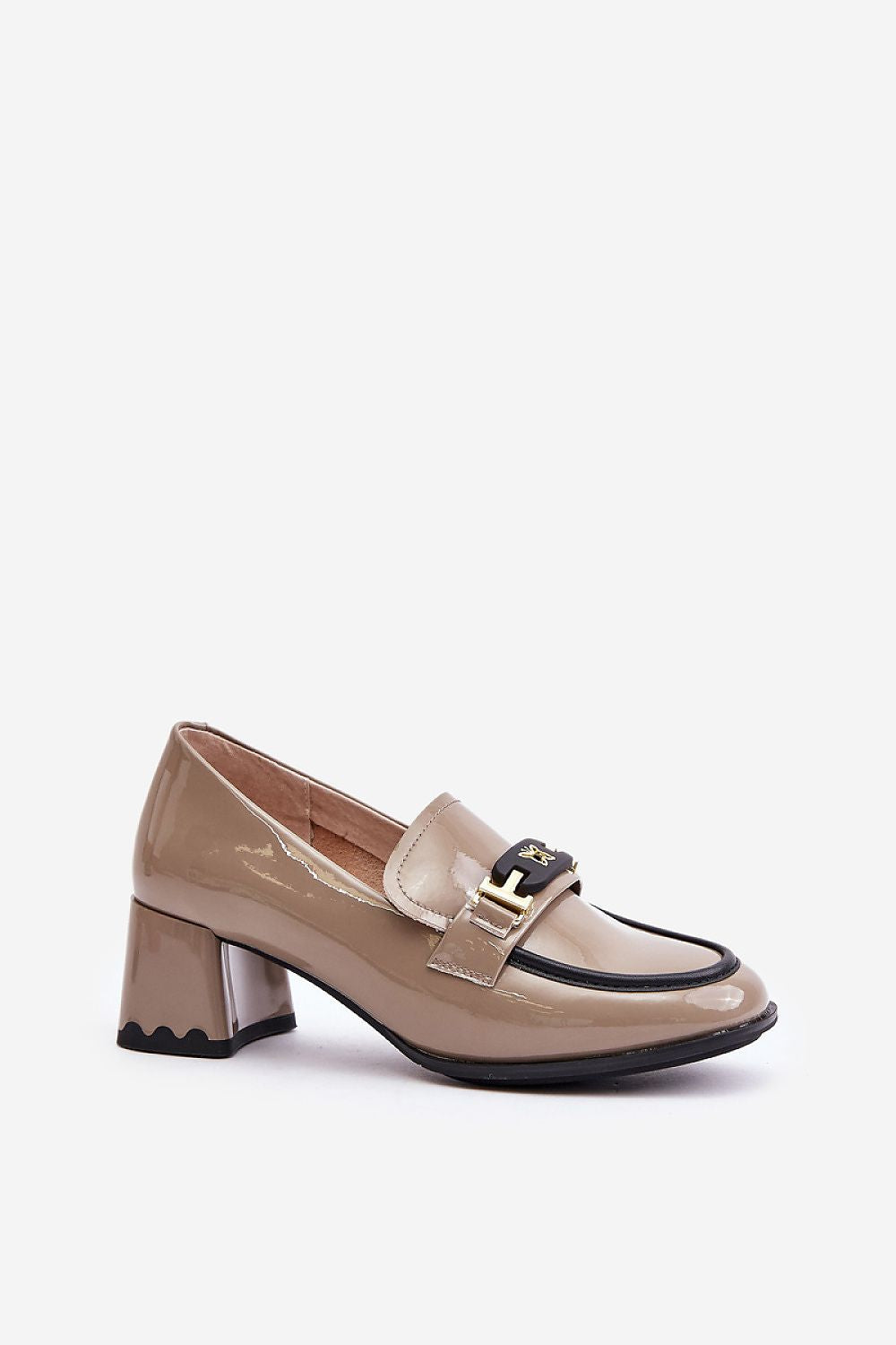  Heeled low shoes model 201137 Step in style 