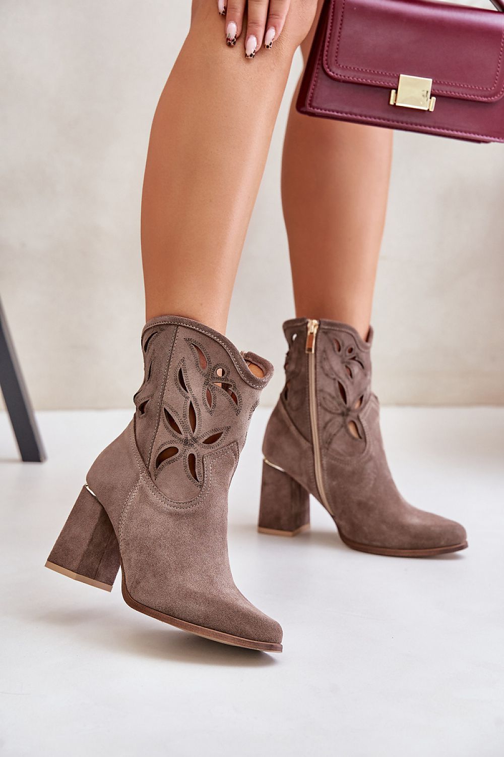  Heel boots model 201151 Step in style 