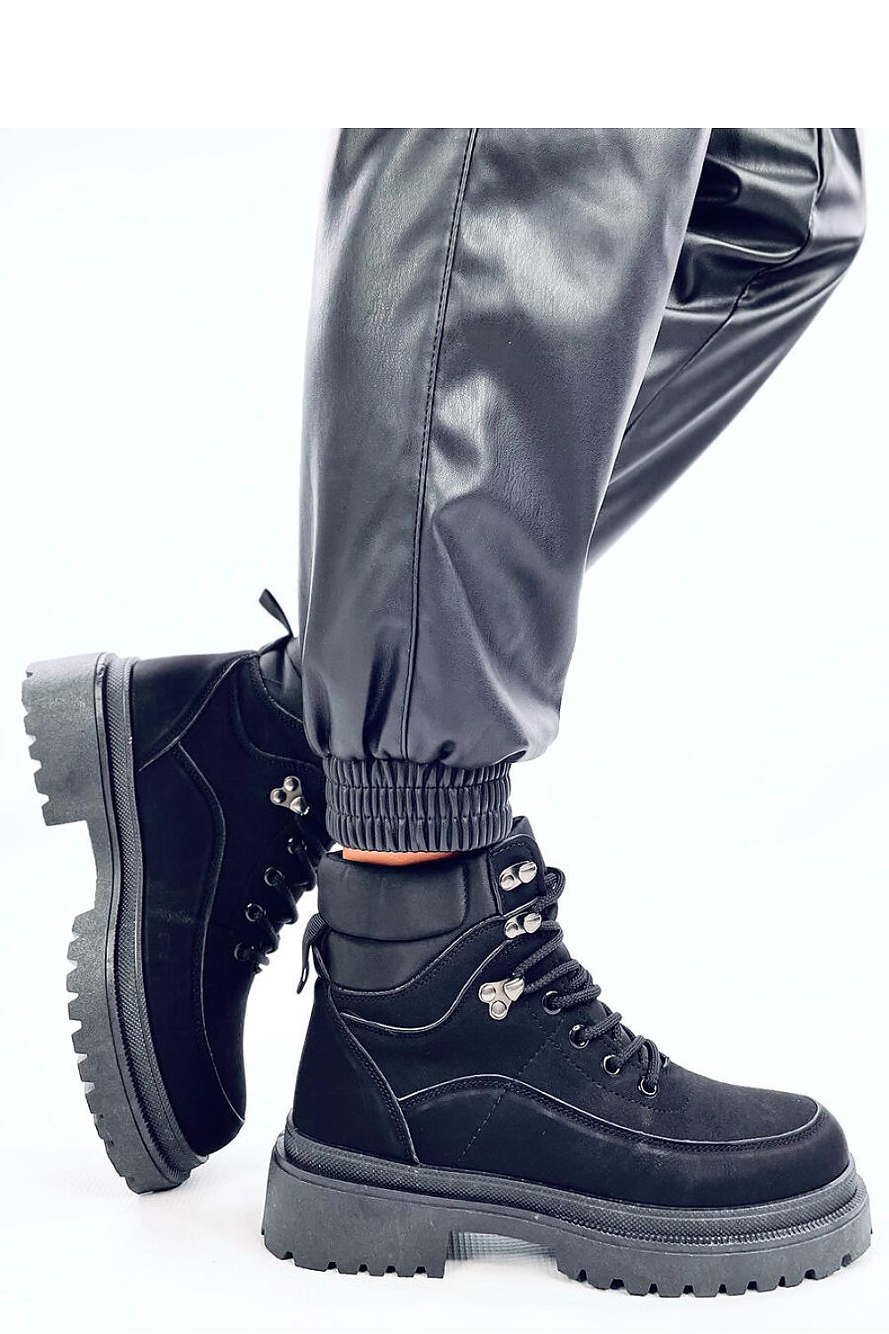  Trapper shoes model 201159 Inello 