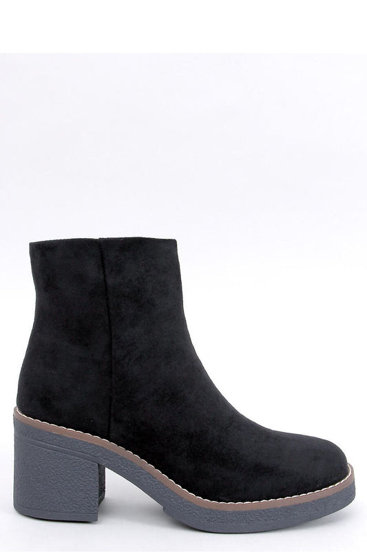  Heel boots model 201372 Inello 