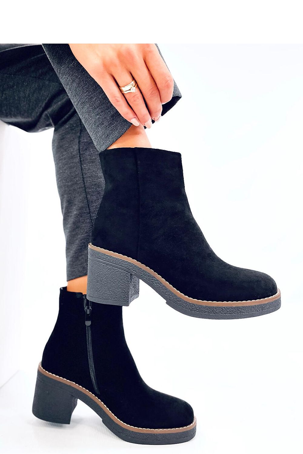  Heel boots model 201372 Inello 
