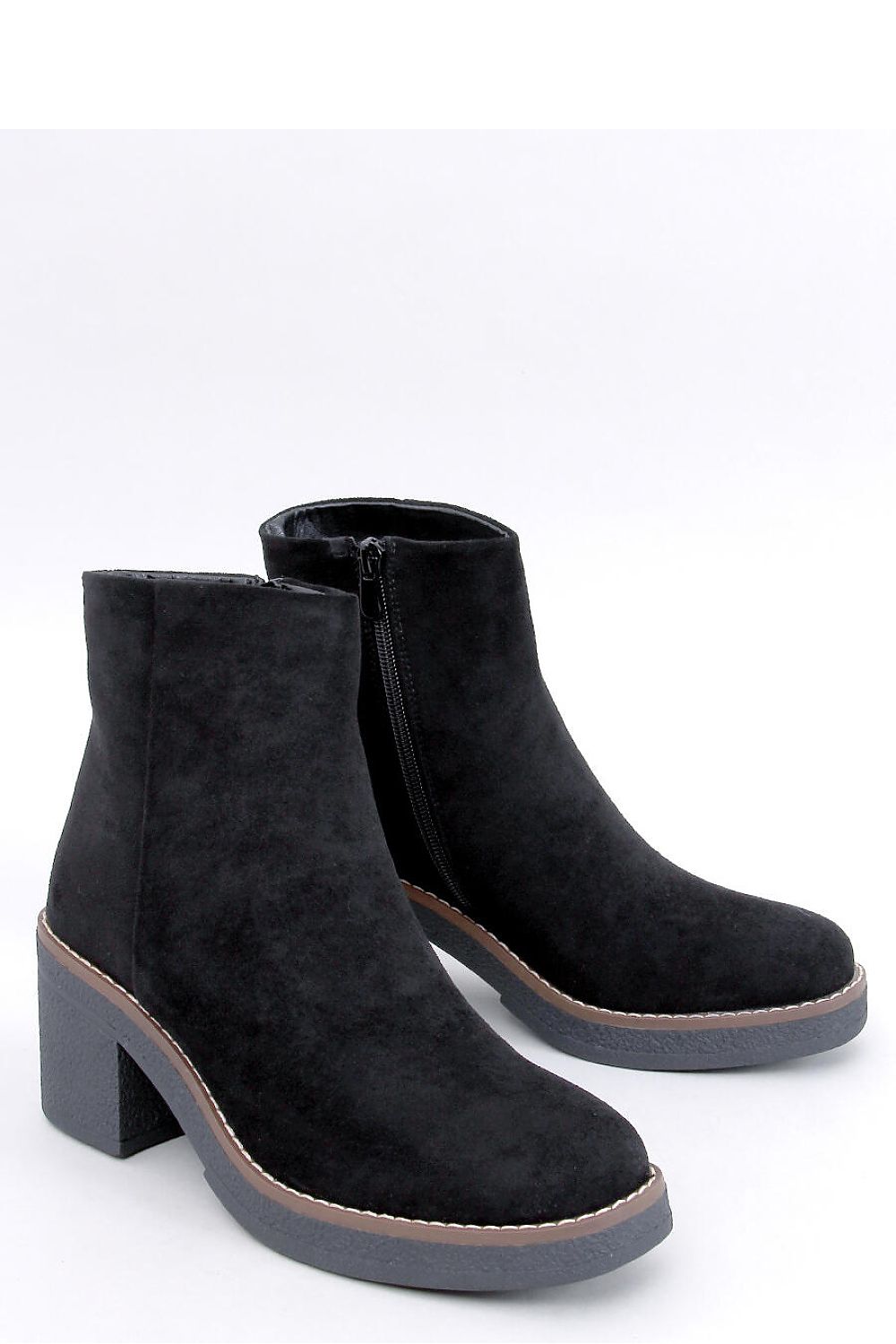  Heel boots model 201372 Inello 