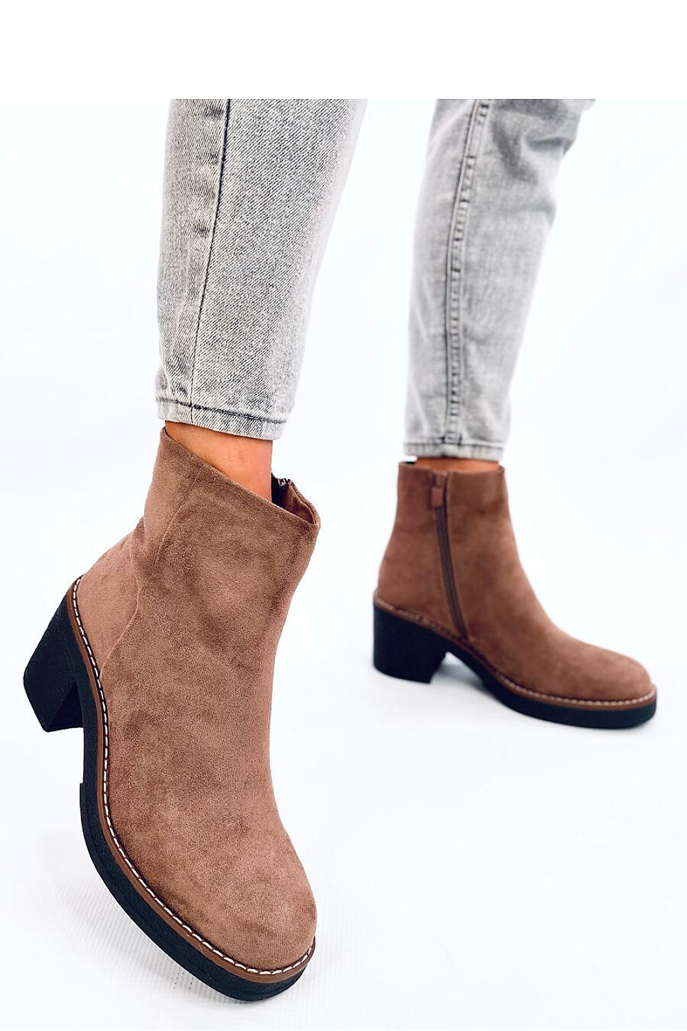  Heel boots model 201373 Inello 