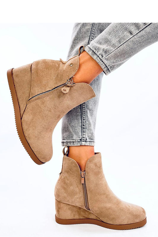  Buskin boots model 201401 Inello 