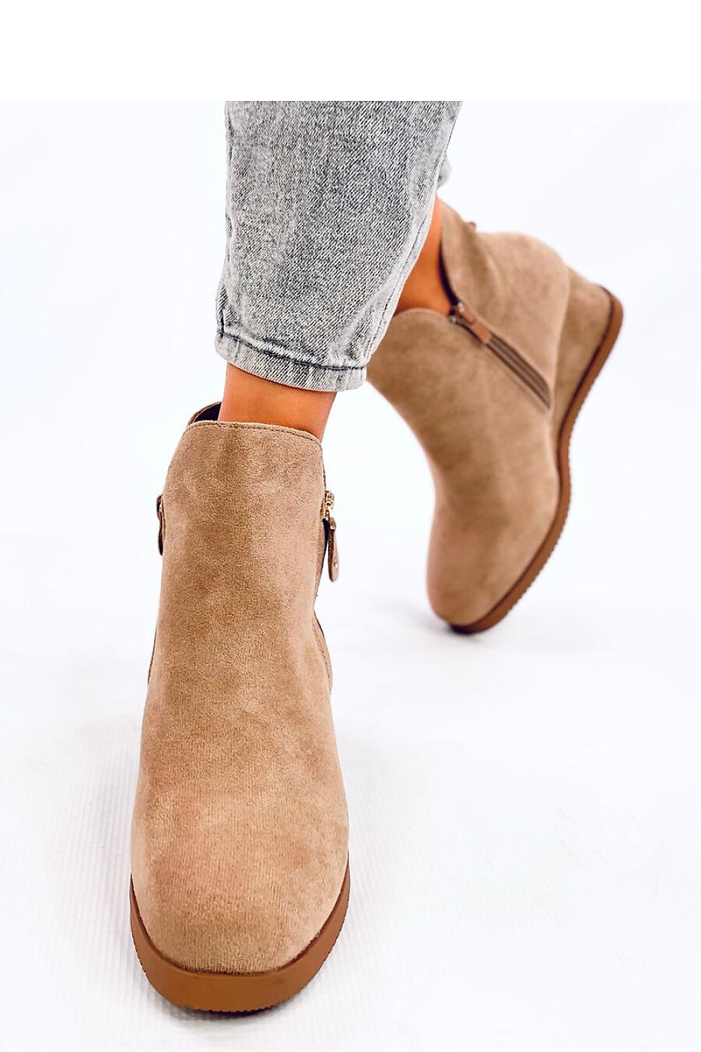  Buskin boots model 201401 Inello 