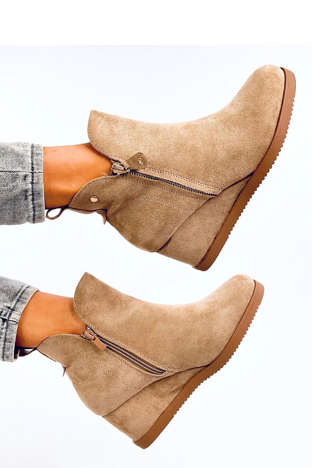  Buskin boots model 201401 Inello 