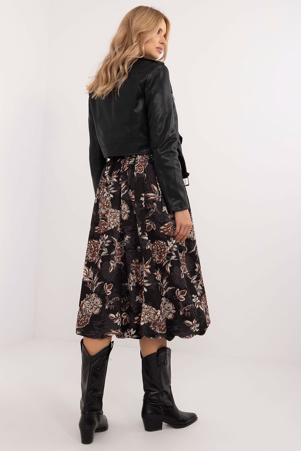  Skirt model 201850 Italy Moda 