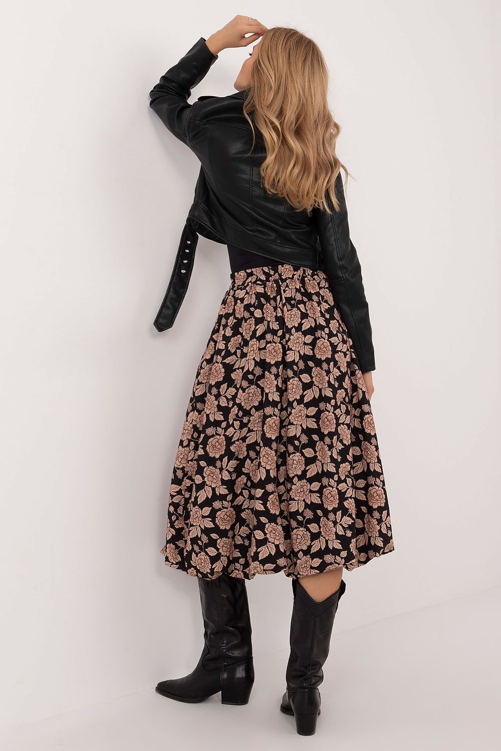  Skirt model 201854 Italy Moda 