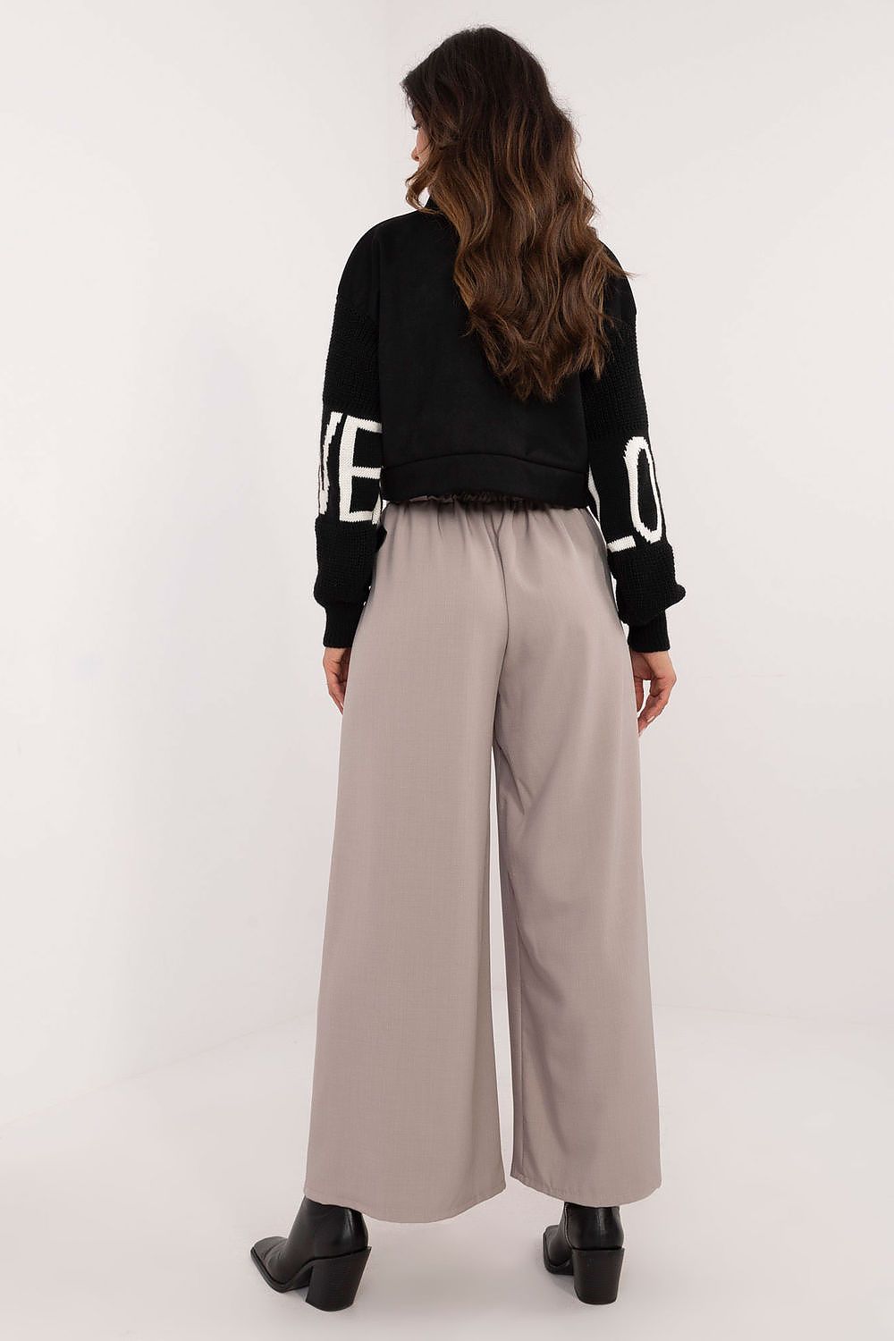 Women trousers model 201862 Italy Moda 