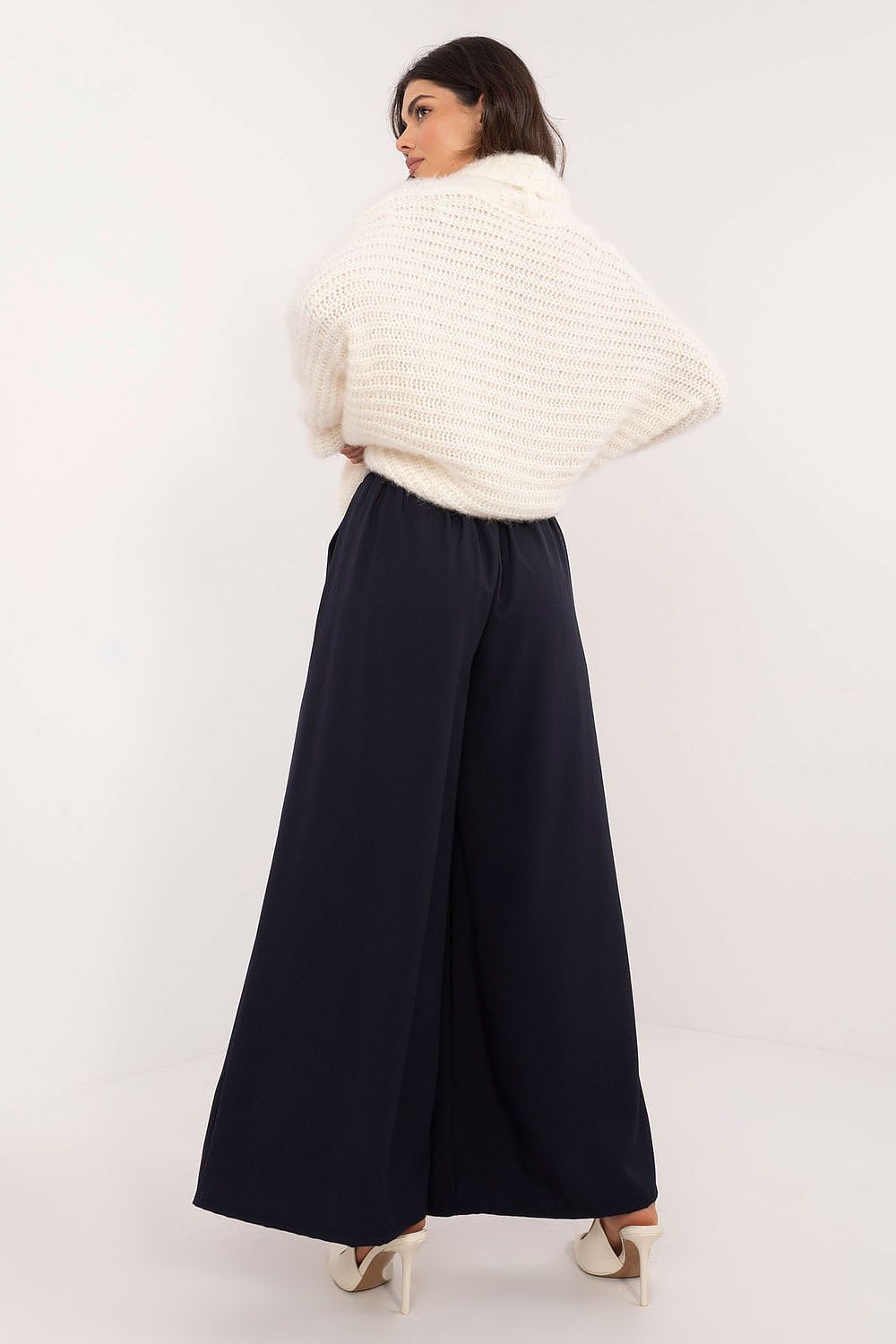  Women trousers model 201863 Italy Moda 