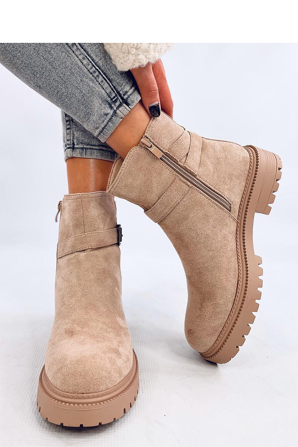  Boots model 201930 Inello 