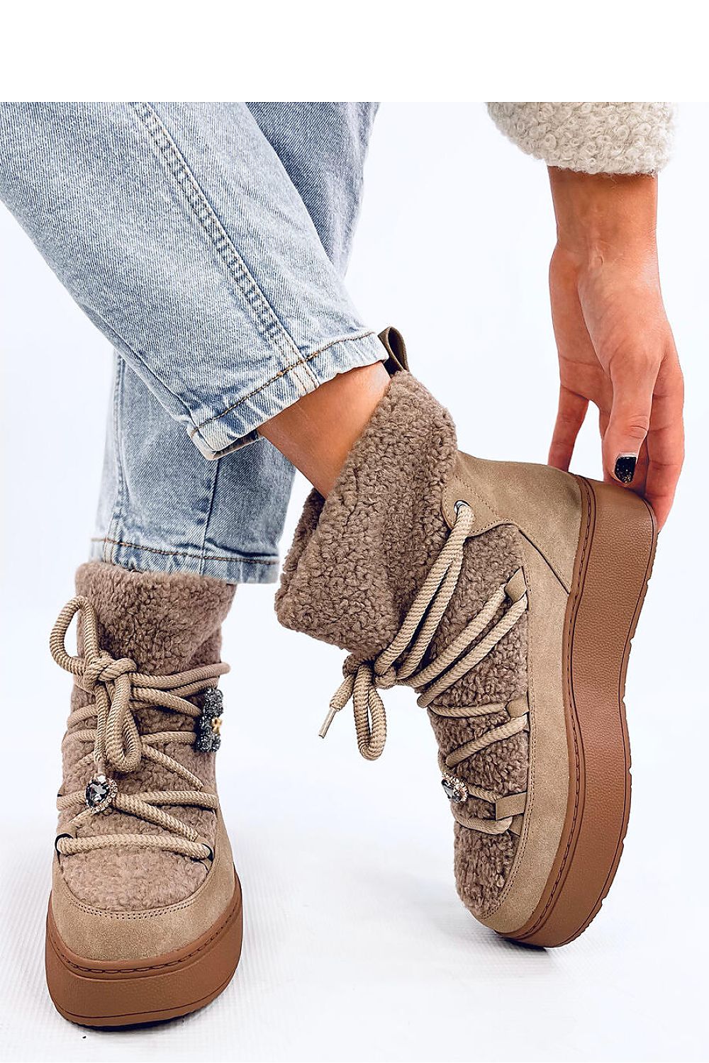  Boots model 201932 Inello 
