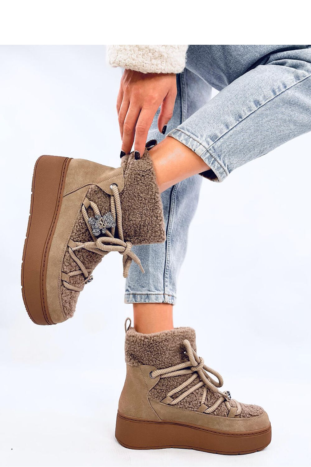  Boots model 201932 Inello 