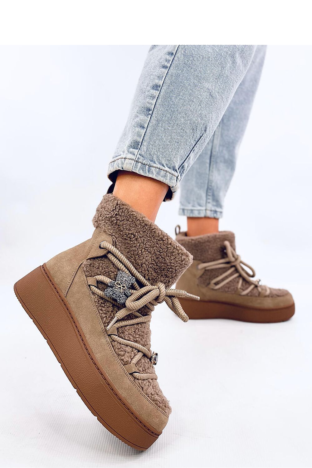  Boots model 201932 Inello 