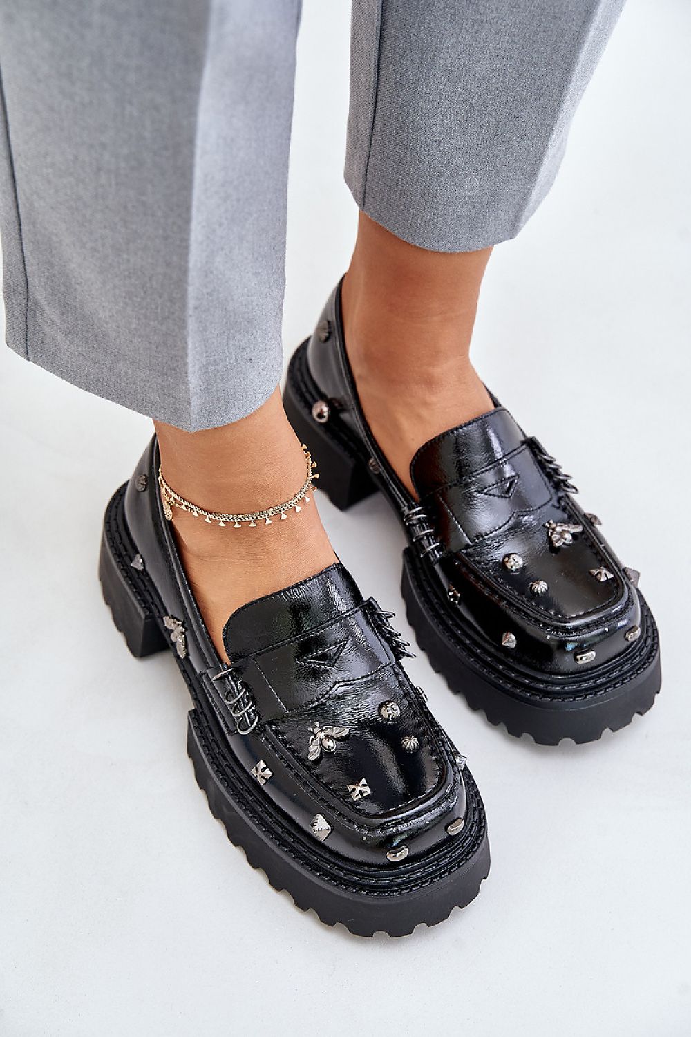  Low Shoes model 202136 Step in style 