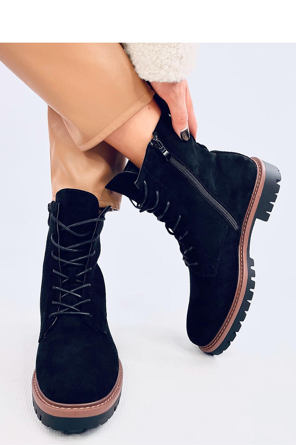  Boots model 202141 Inello 