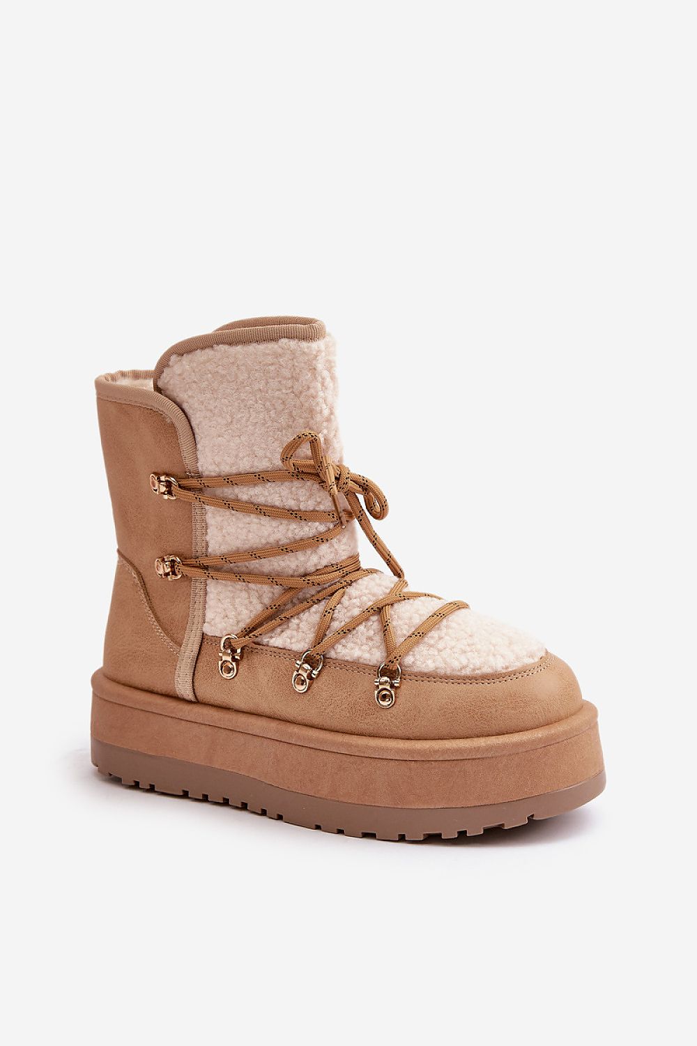  Snow boots model 202219 Step in style 