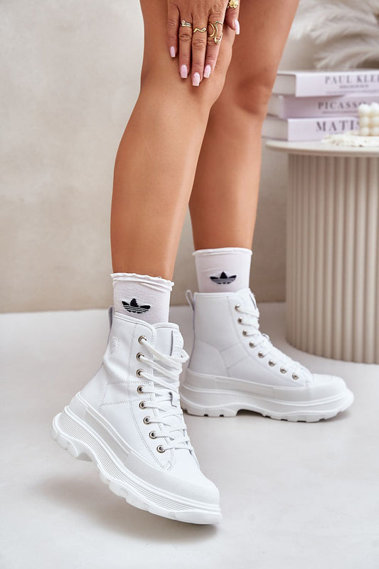  Sneakers model 202228 Step in style 