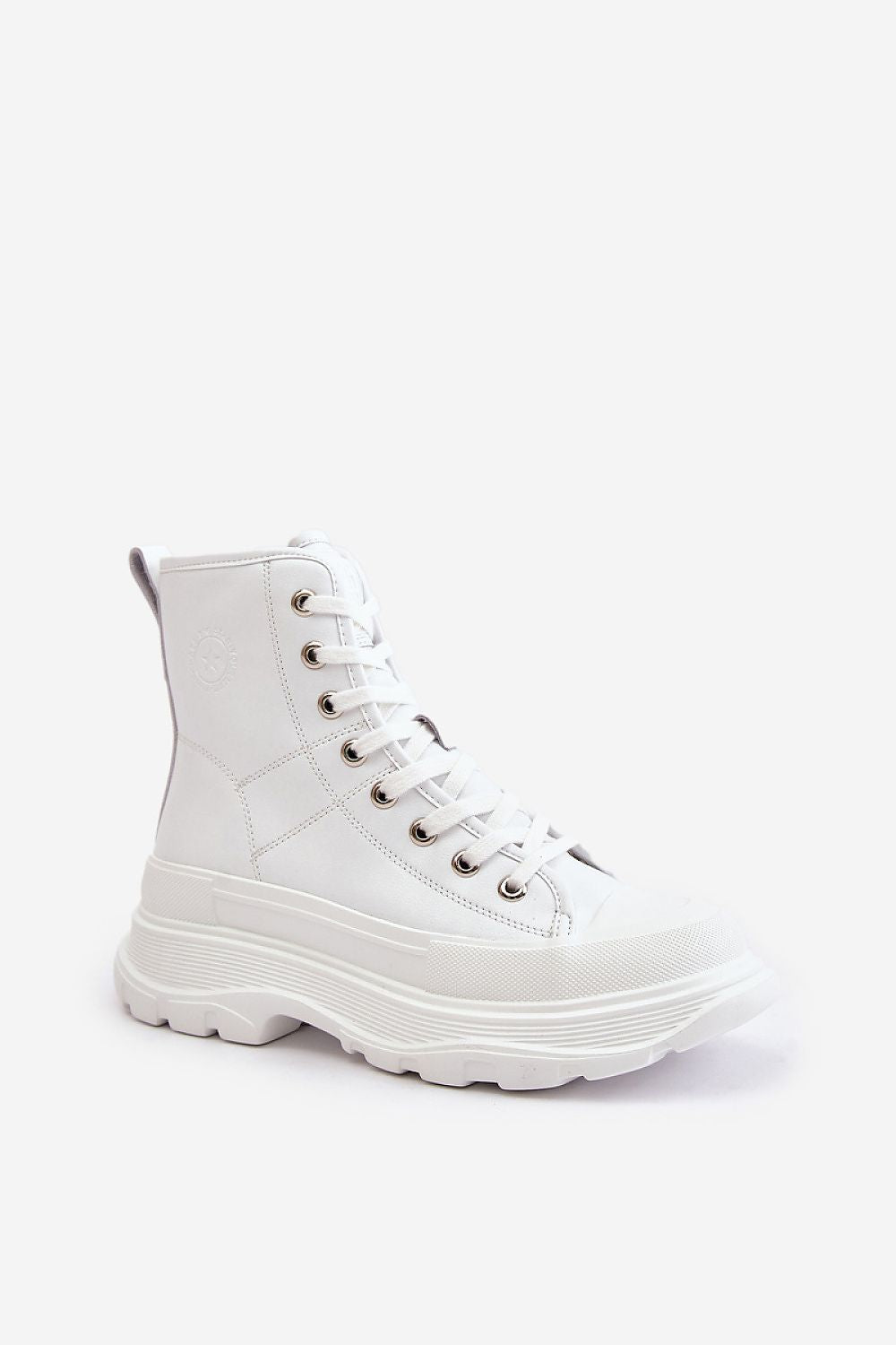  Sneakers model 202228 Step in style 