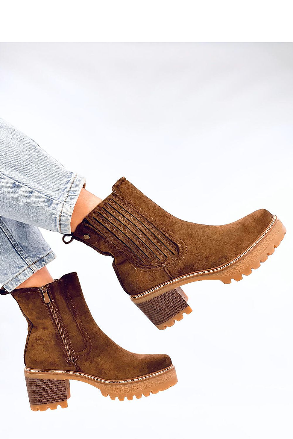  Heel boots model 202342 Inello 