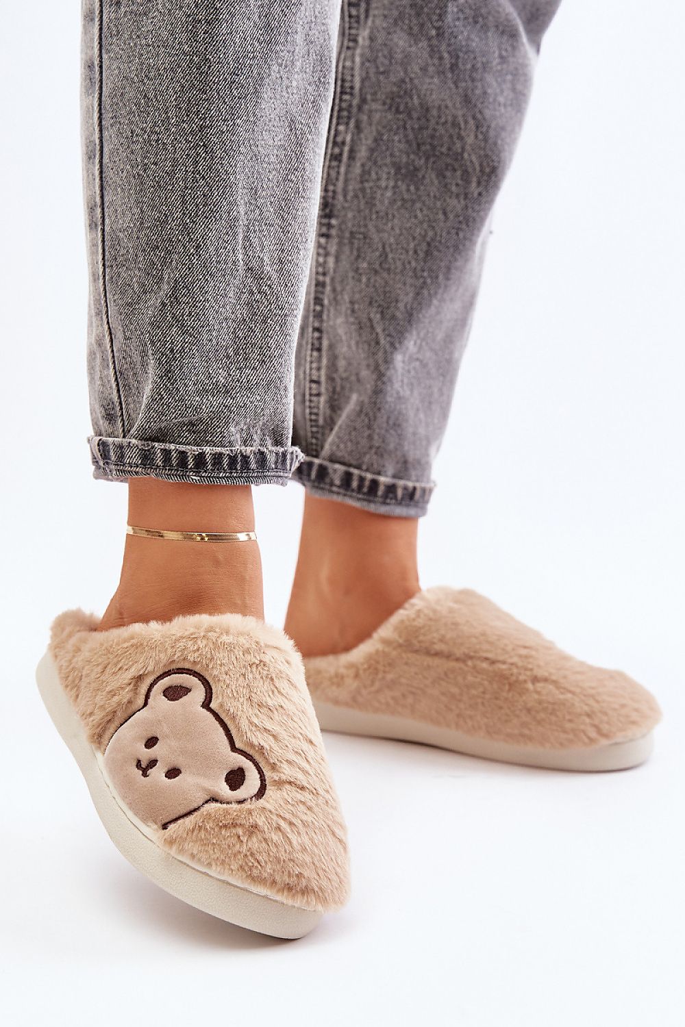  Slippers model 202652 Step in style 