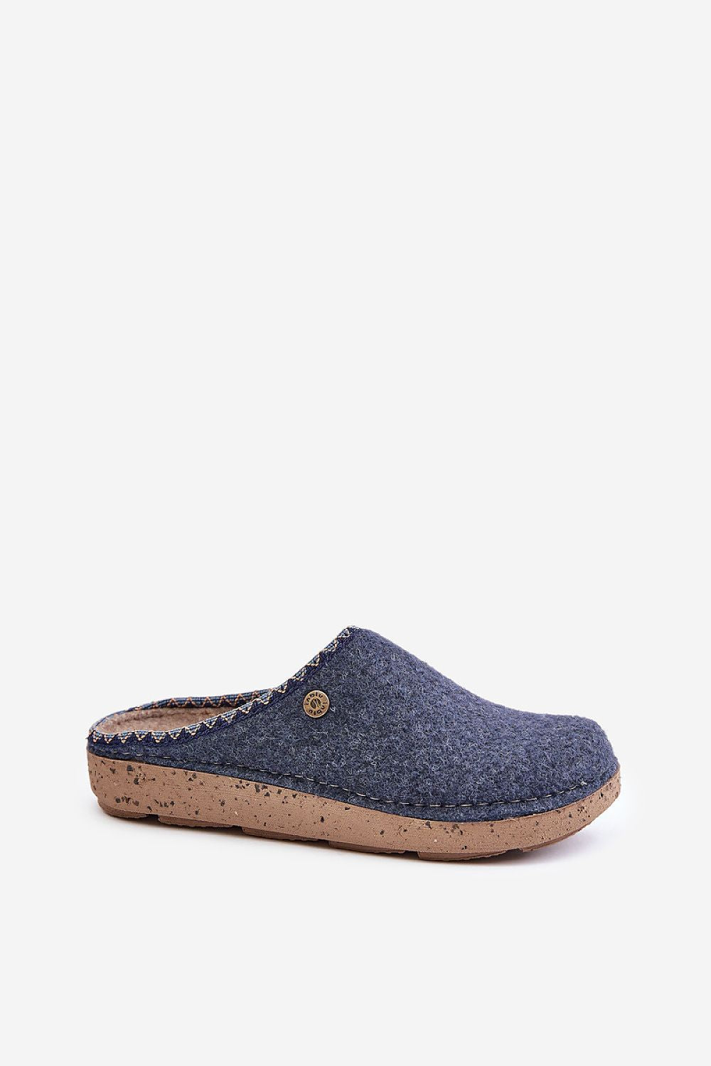  Slippers model 202655 Step in style 