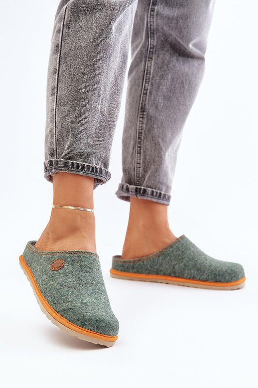  Slippers model 202656 Step in style 