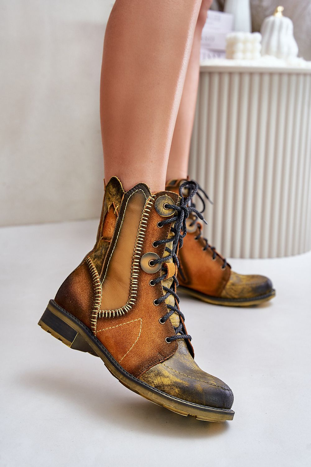  Boots model 202740 Step in style 