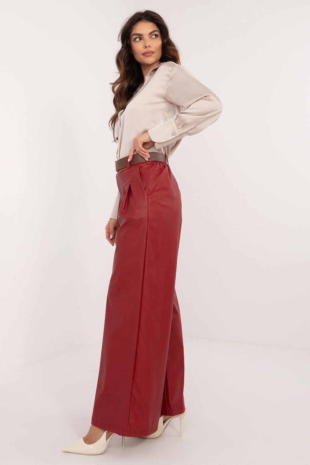  Women trousers model 202895 Italy Moda 