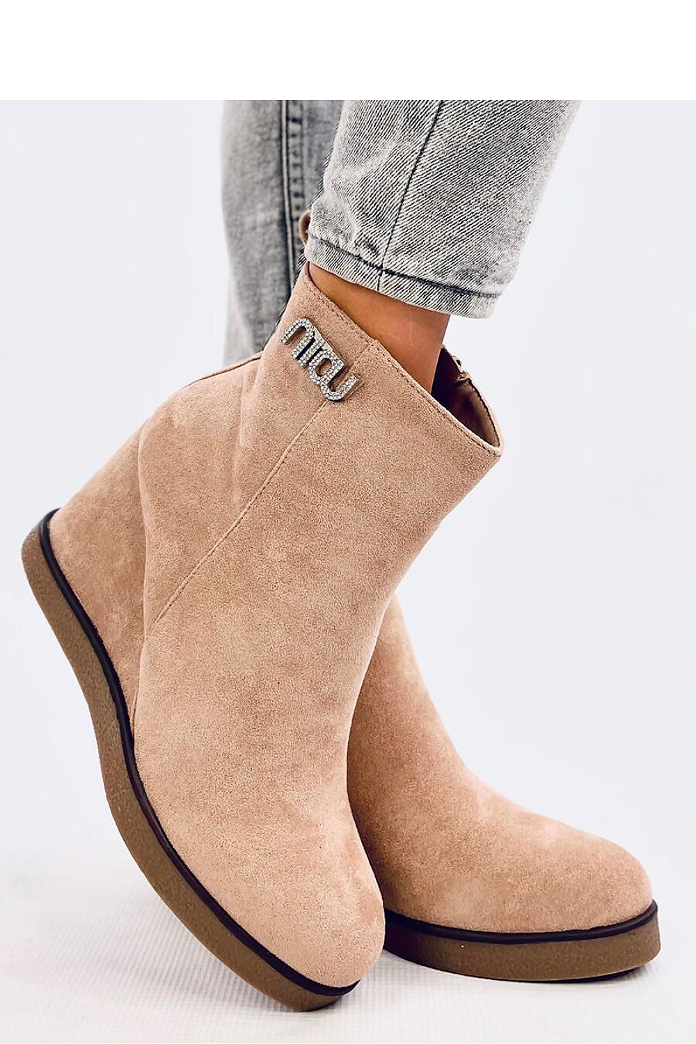  Buskin boots model 203039 Inello 