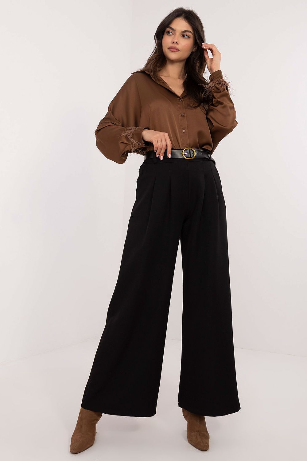  Women trousers model 203168 Italy Moda 