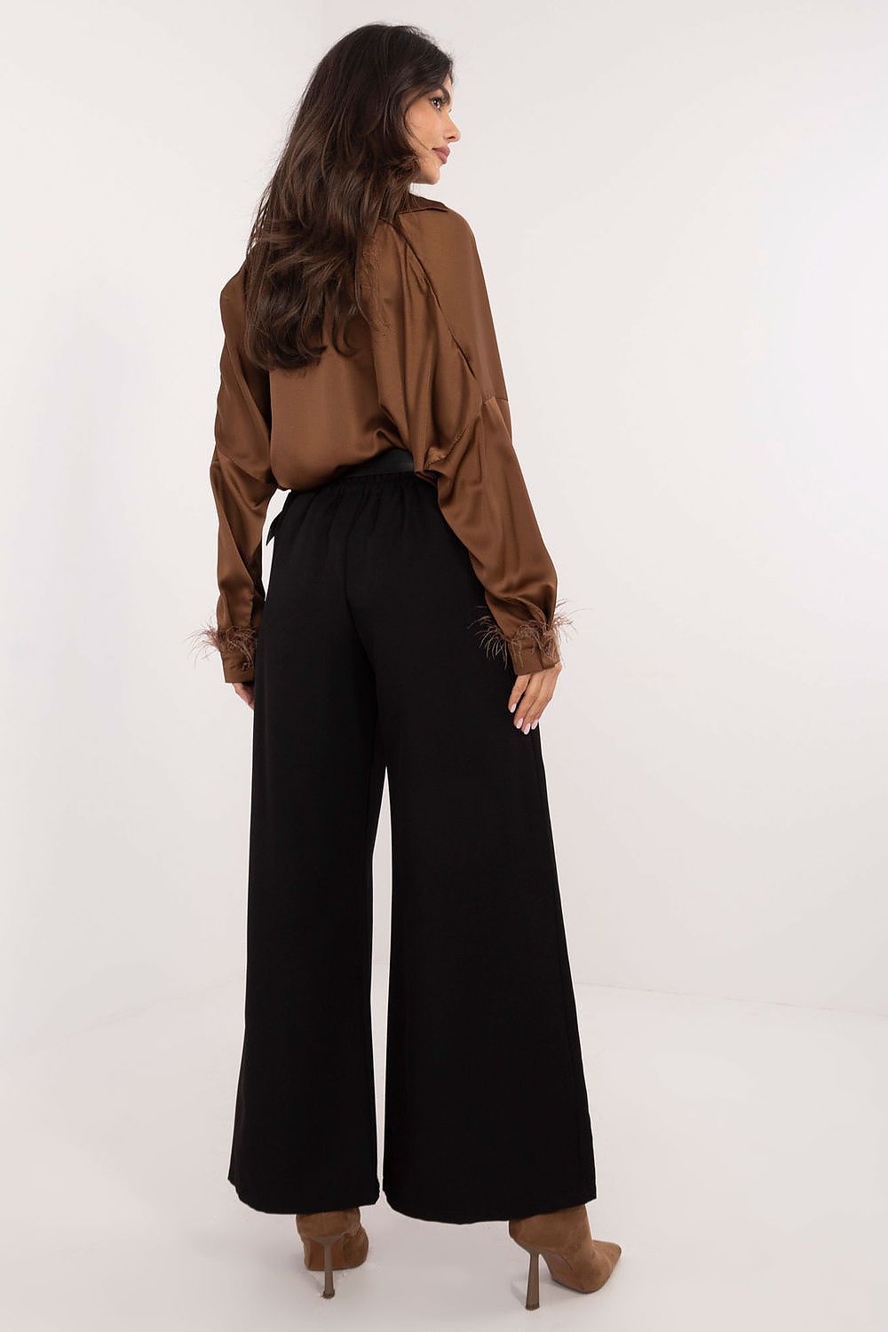  Women trousers model 203168 Italy Moda 