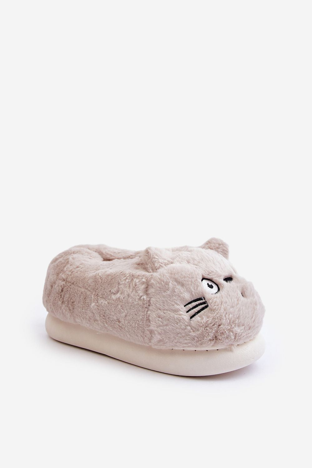  Slippers model 203597 Step in style 