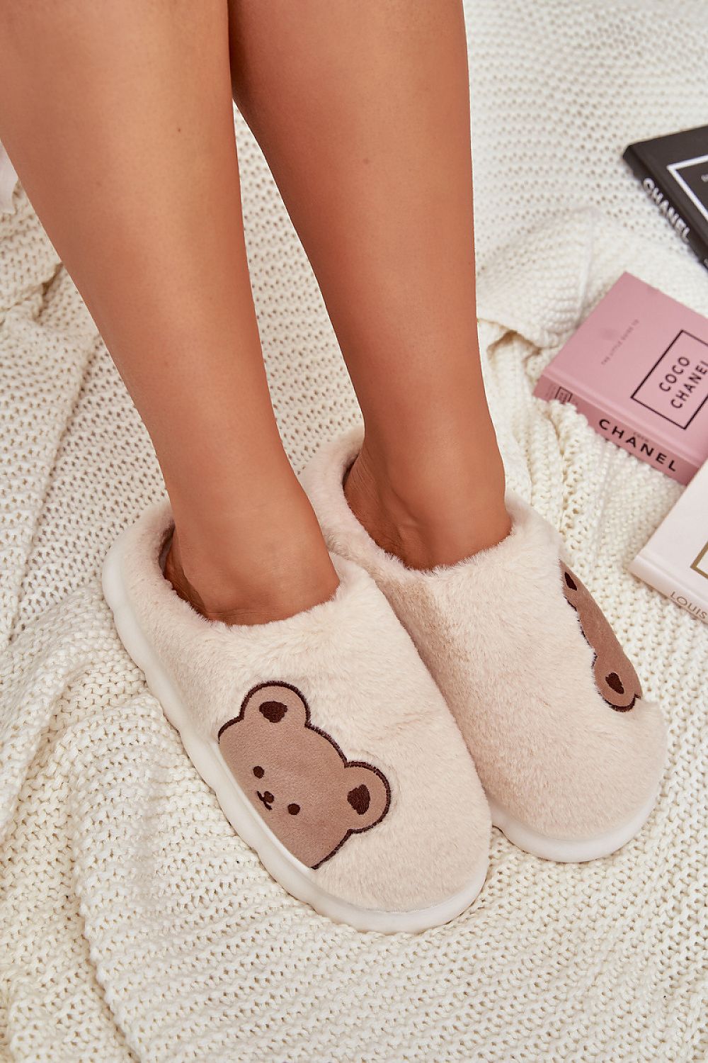  Slippers model 203600 Step in style 