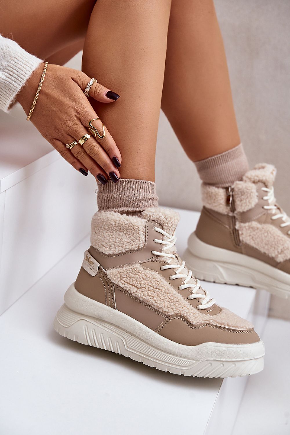  Sport Shoes model 203634 Step in style 