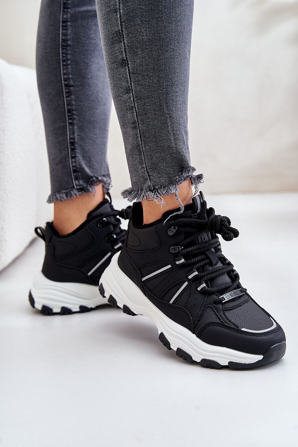  Sport Shoes model 203638 Step in style 