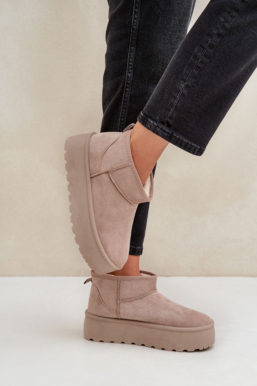  Snow boots model 203880 Step in style 