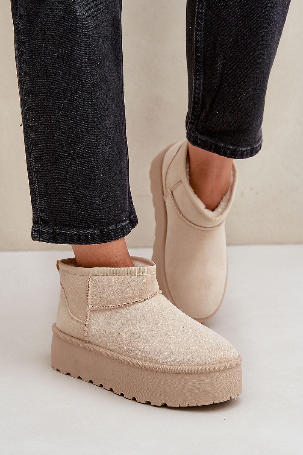  Snow boots model 203881 Step in style 
