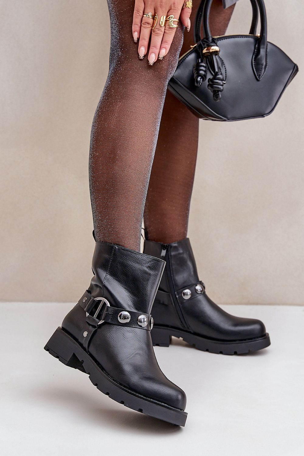  Boots model 204785 Step in style 