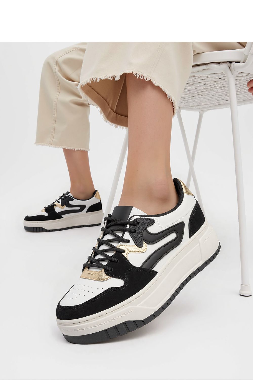  Sport Shoes model 210254 Inello 