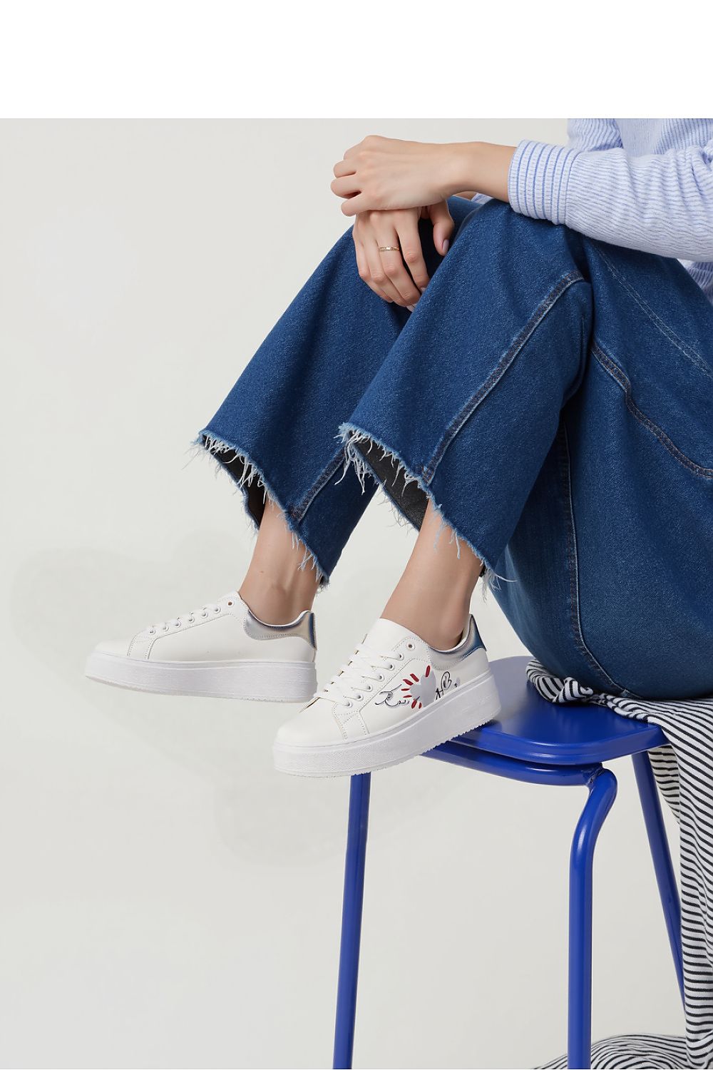  Sport Shoes model 210264 Inello 