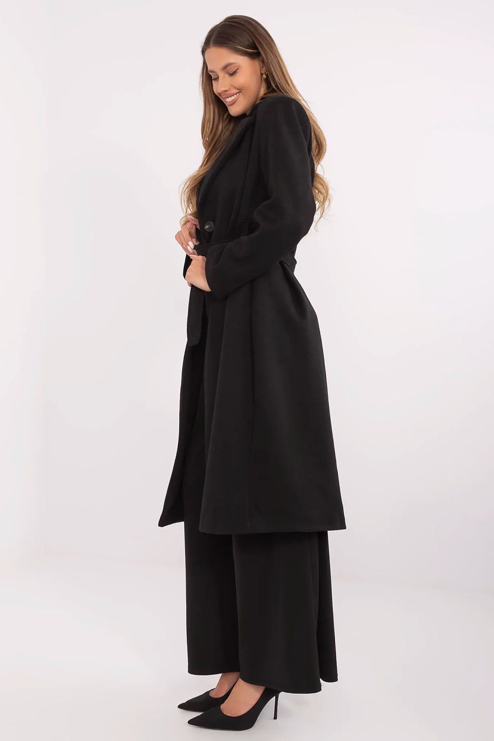  Coat model 211299 Italy Moda 